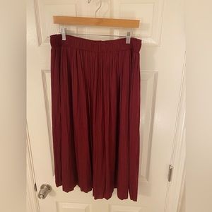 Gap Pleated Midi Skirt